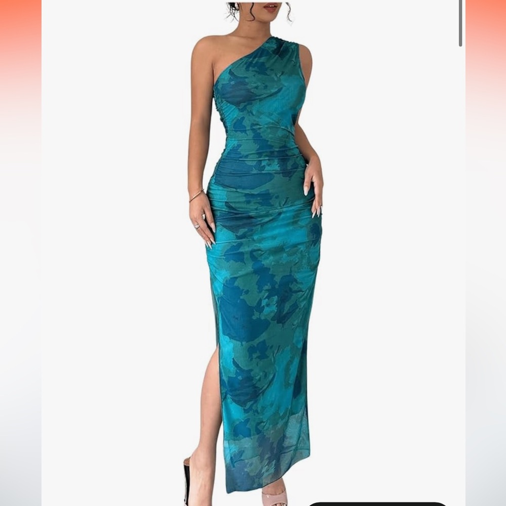 Elegant Teal Evening Gown